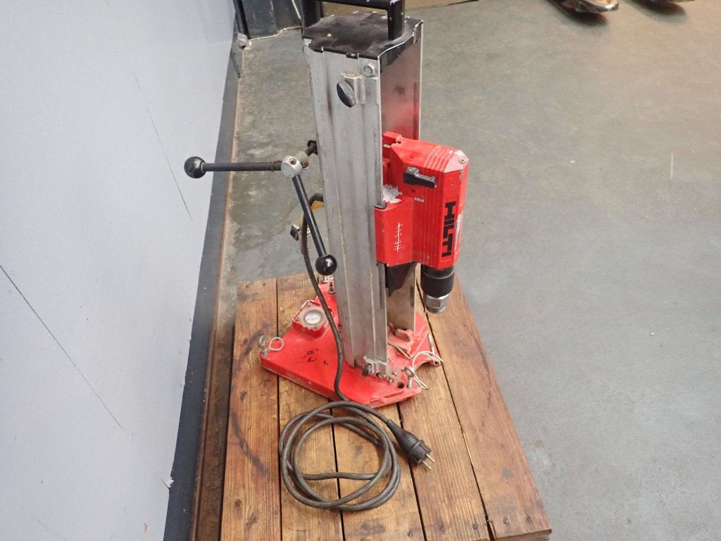Hilti DCM 1 Diamantboormachine / Kernboormachine / Vacuum, Doe-het-zelf en Verbouw, Niet ingevuld, Hilti, Overige typen, Niet ingevuld