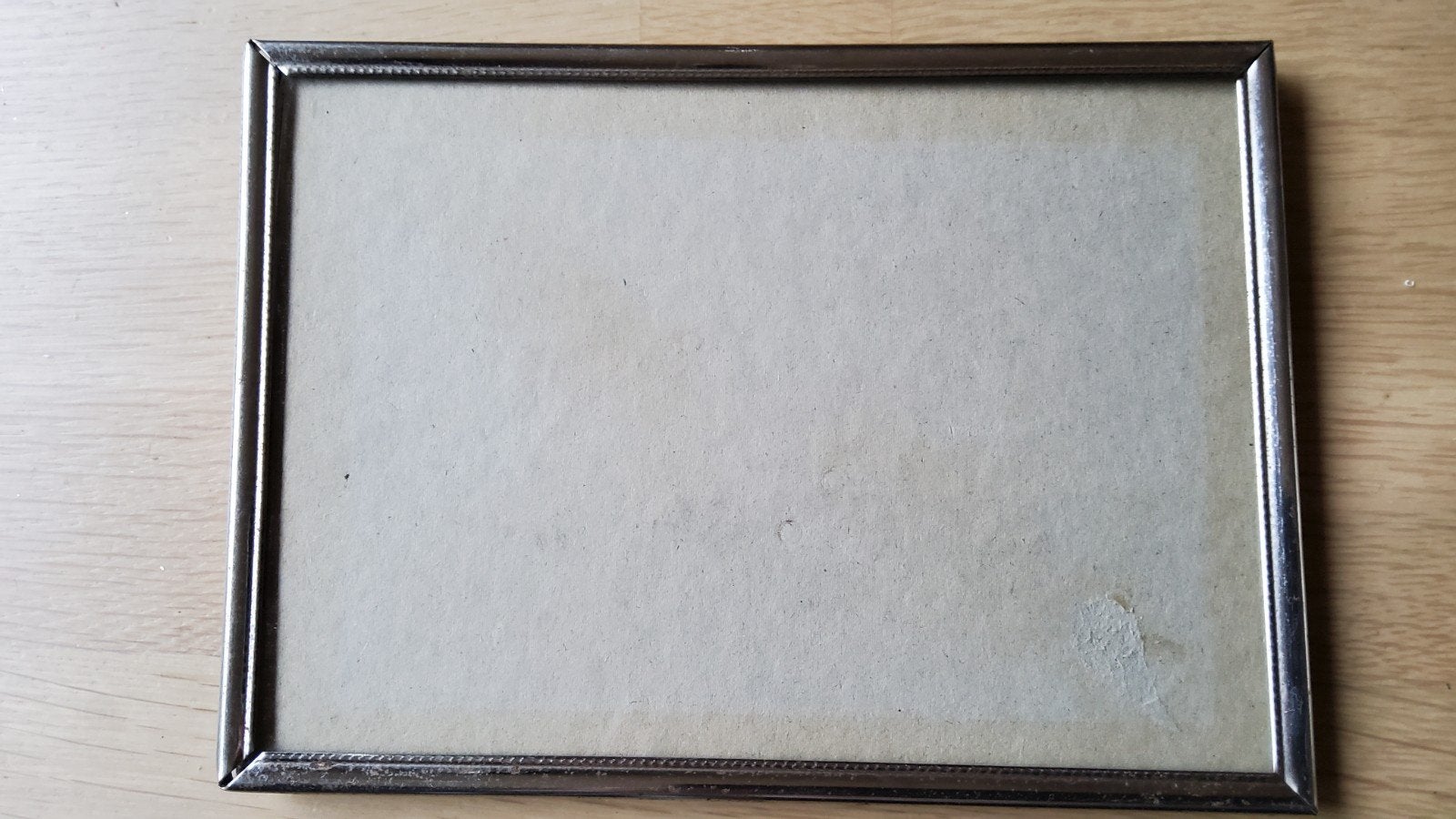 Oud retro zilver kleur fotolijstje bewerkte rand., Ophalen of Verzenden