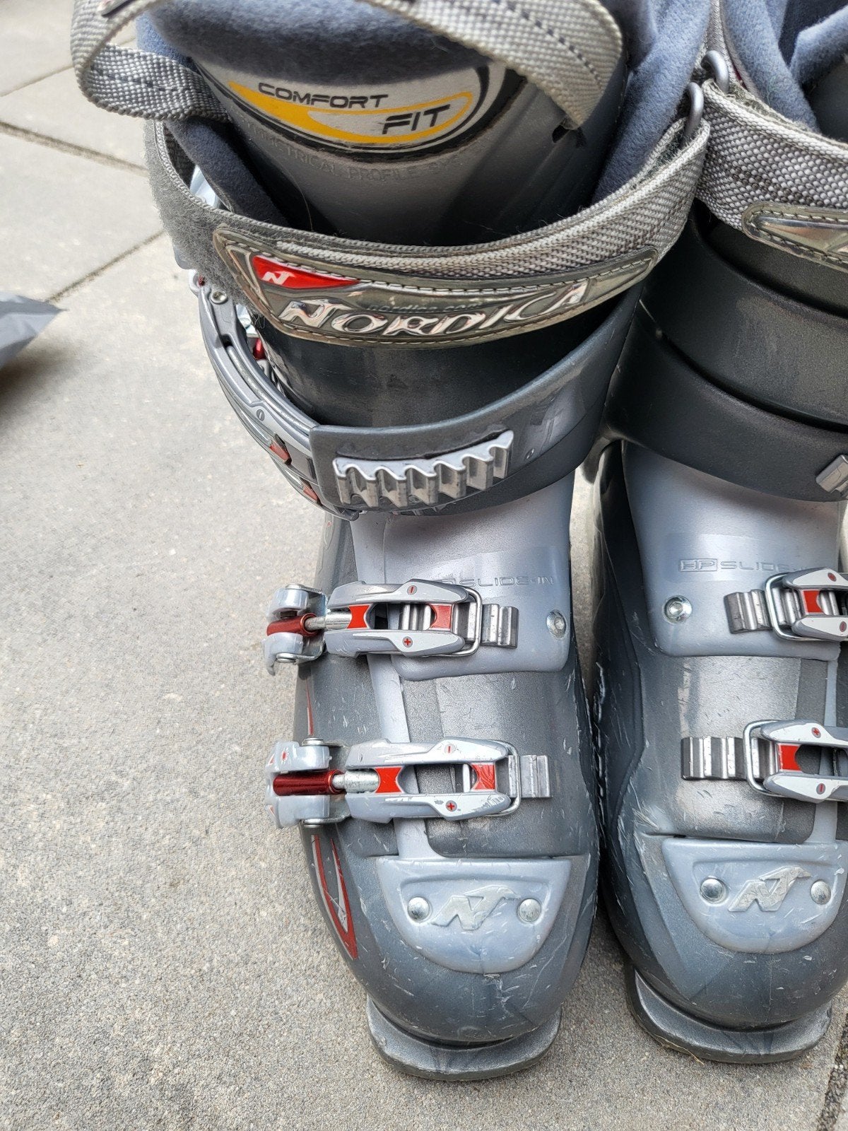 Nordica ski schoenen maat 41 zo goed als nieuw, Schoenen, Ophalen of Verzenden, Zo goed als nieuw, Nordica