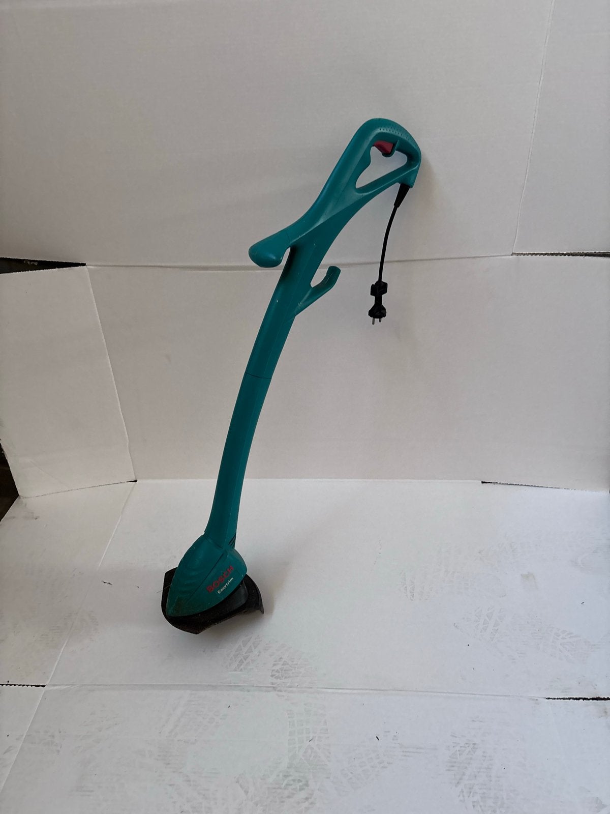 Bosch Easytrim elektrische grastrimmer, Tuin en Terras, Ophalen, Gebruikt, 10 tot 30 cm, Elektrisch