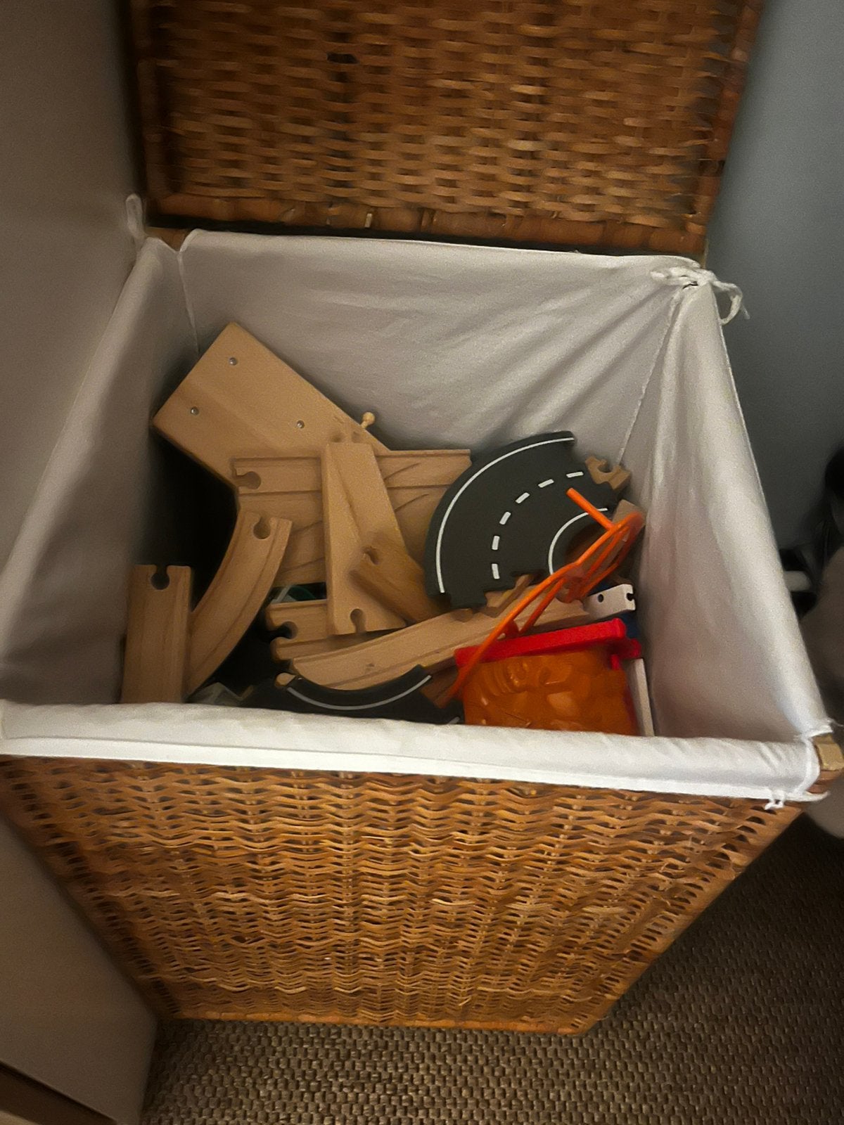 Houten treinbaan + treintjes, Kinderen en Baby's, Ophalen, Gebruikt