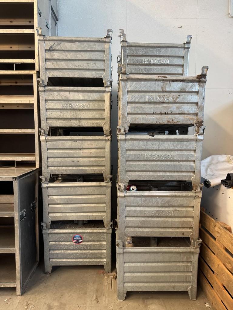 Beton bakken voor frames 15 stuks, Ophalen, Gebruikt
