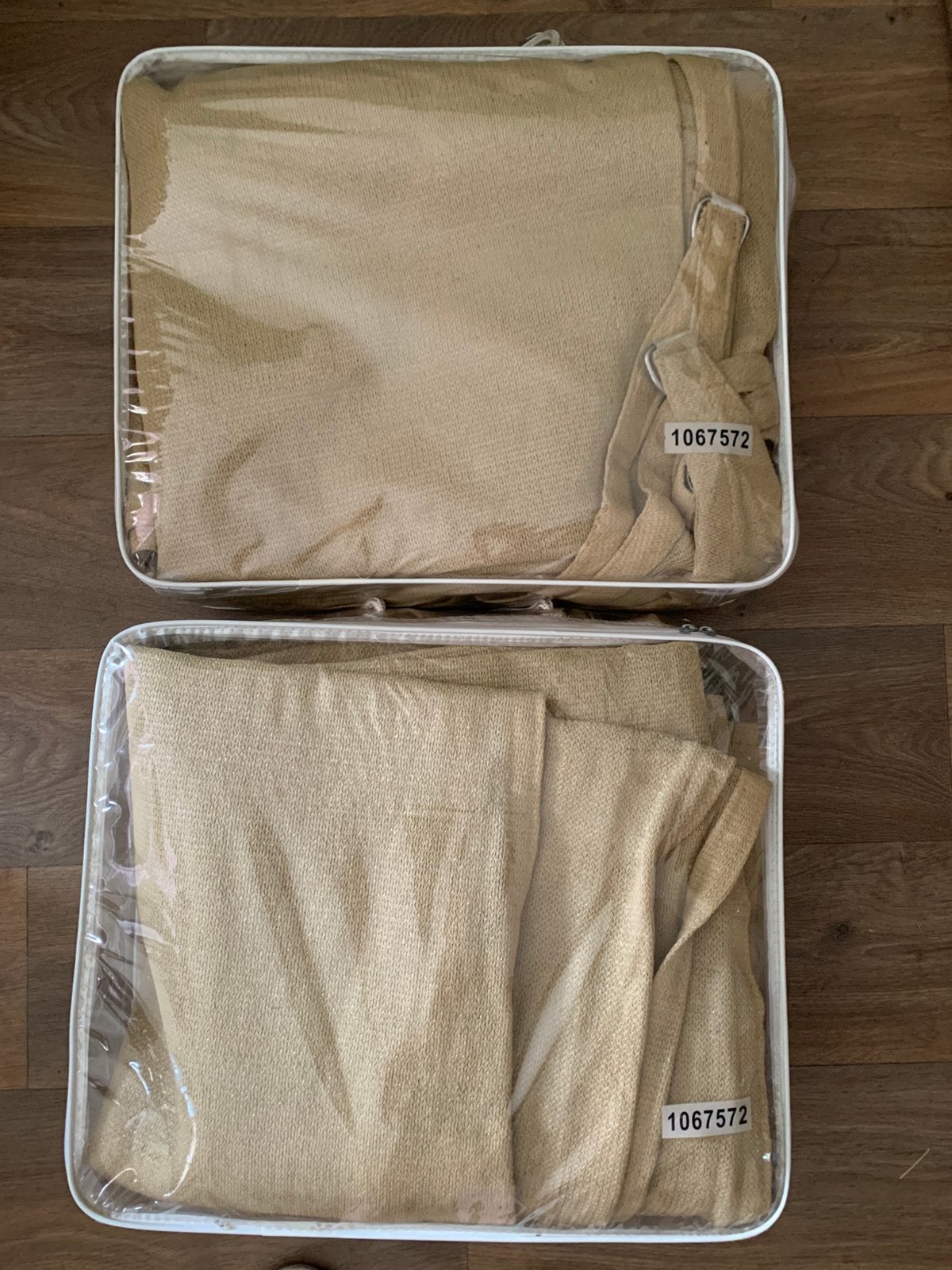 Te koop: beige schaduwdoek / zonnedoek 3x3 m, Ophalen, Zo goed als nieuw