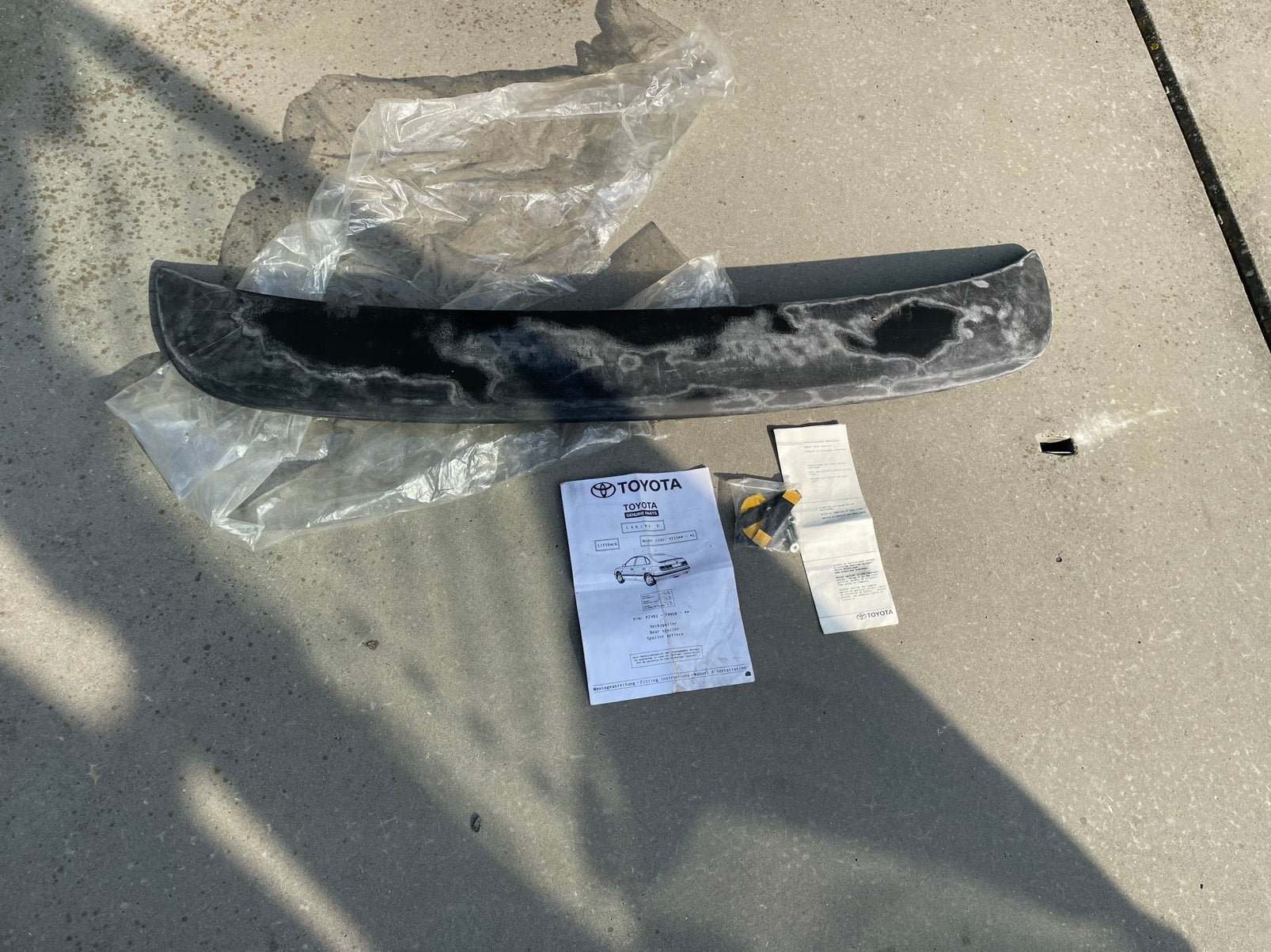 Toyota carina e t19 liftback achterklep spoiler nieuw, Ophalen of Verzenden