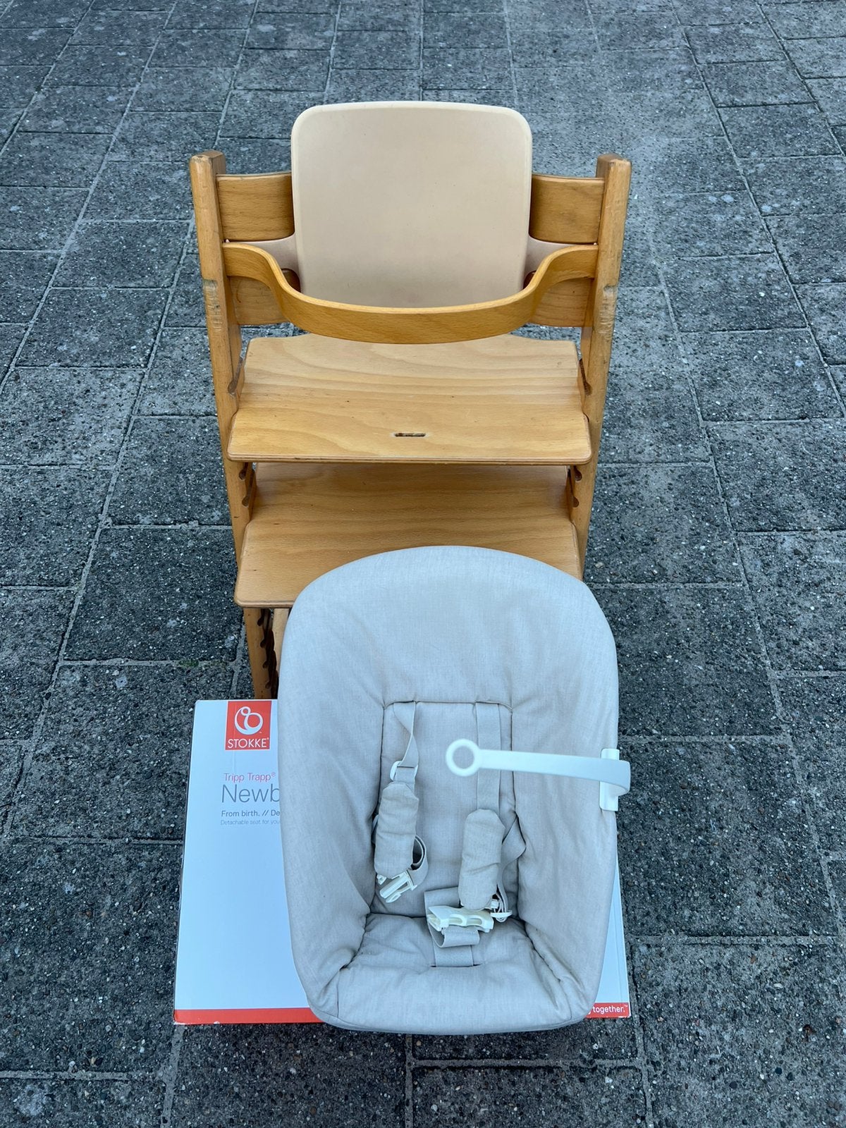 Tripp Trapp & Newbornset, Ophalen, Zo goed als nieuw, Meegroeistoel, Gordel(s)