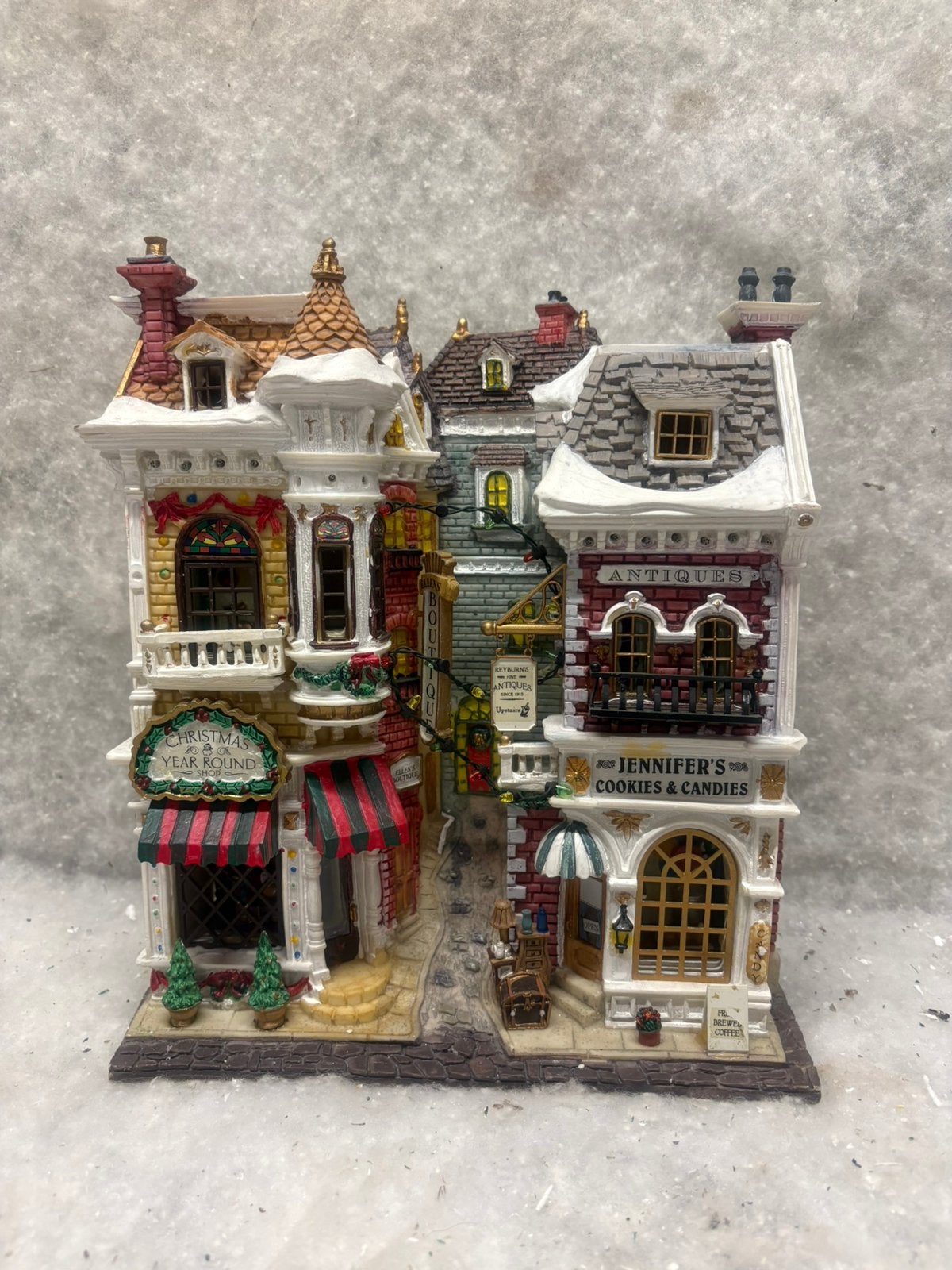 Lemax facade Village Shops- Retired, L, Zo goed als nieuw, L, L