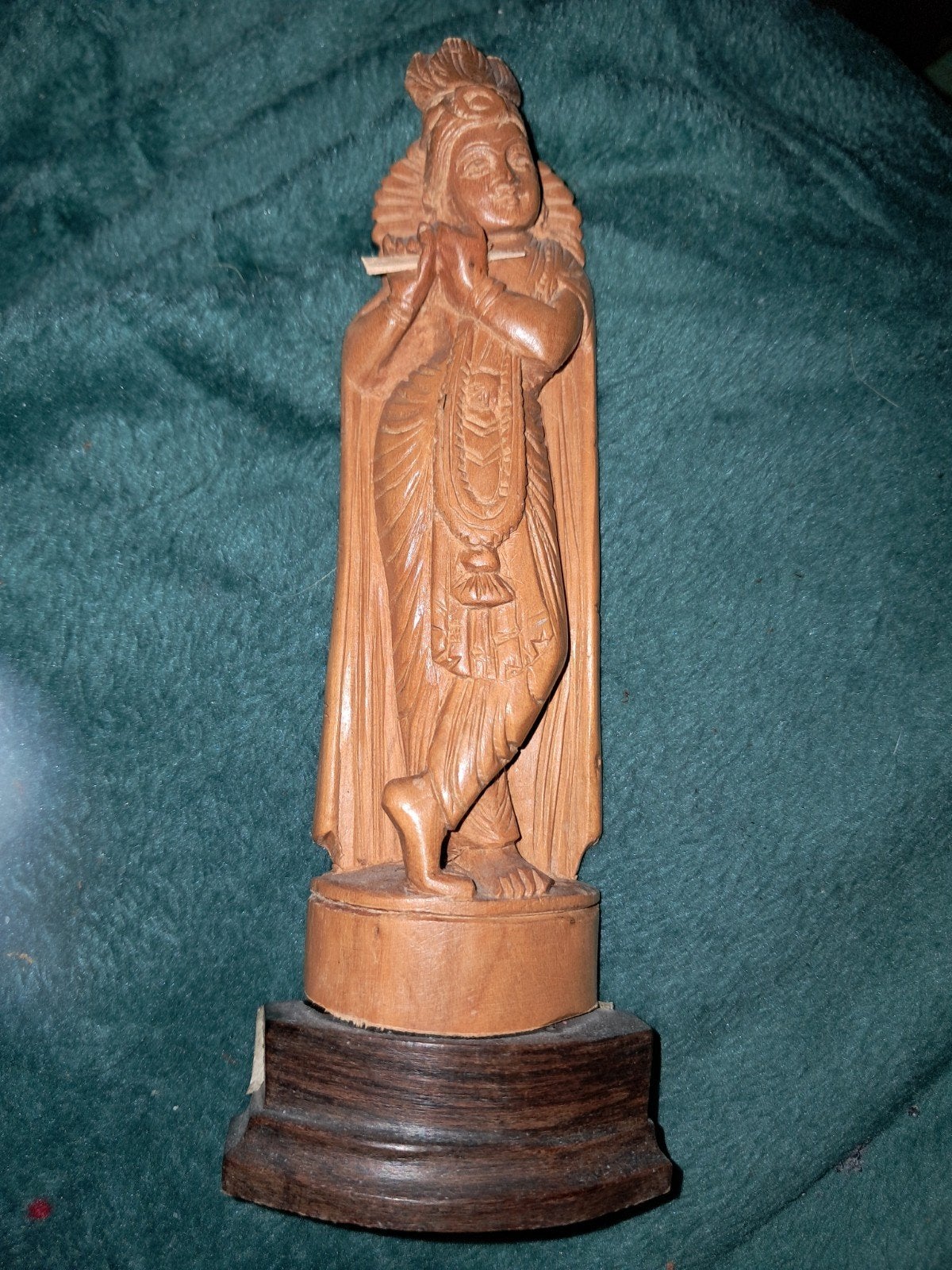 Houten beeldje van Hindoe god Krishna, 16,5 cm hoog, Antiek en Kunst, Minder dan 20 cm, Ophalen of Verzenden, Beeld, Hout