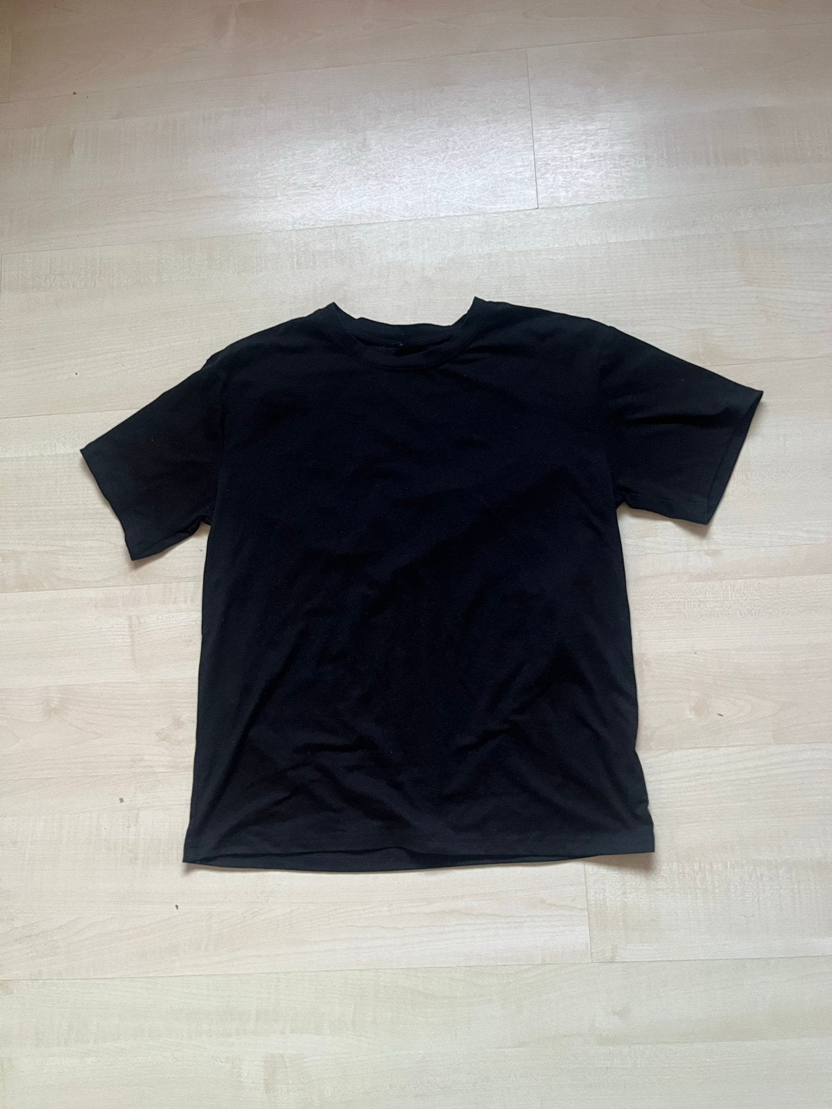 Set van 2 T-shirts: Zwart met palmboom, Wit met tekst shein, Ophalen of Verzenden, Jongen of Meisje, Shirt of Longsleeve