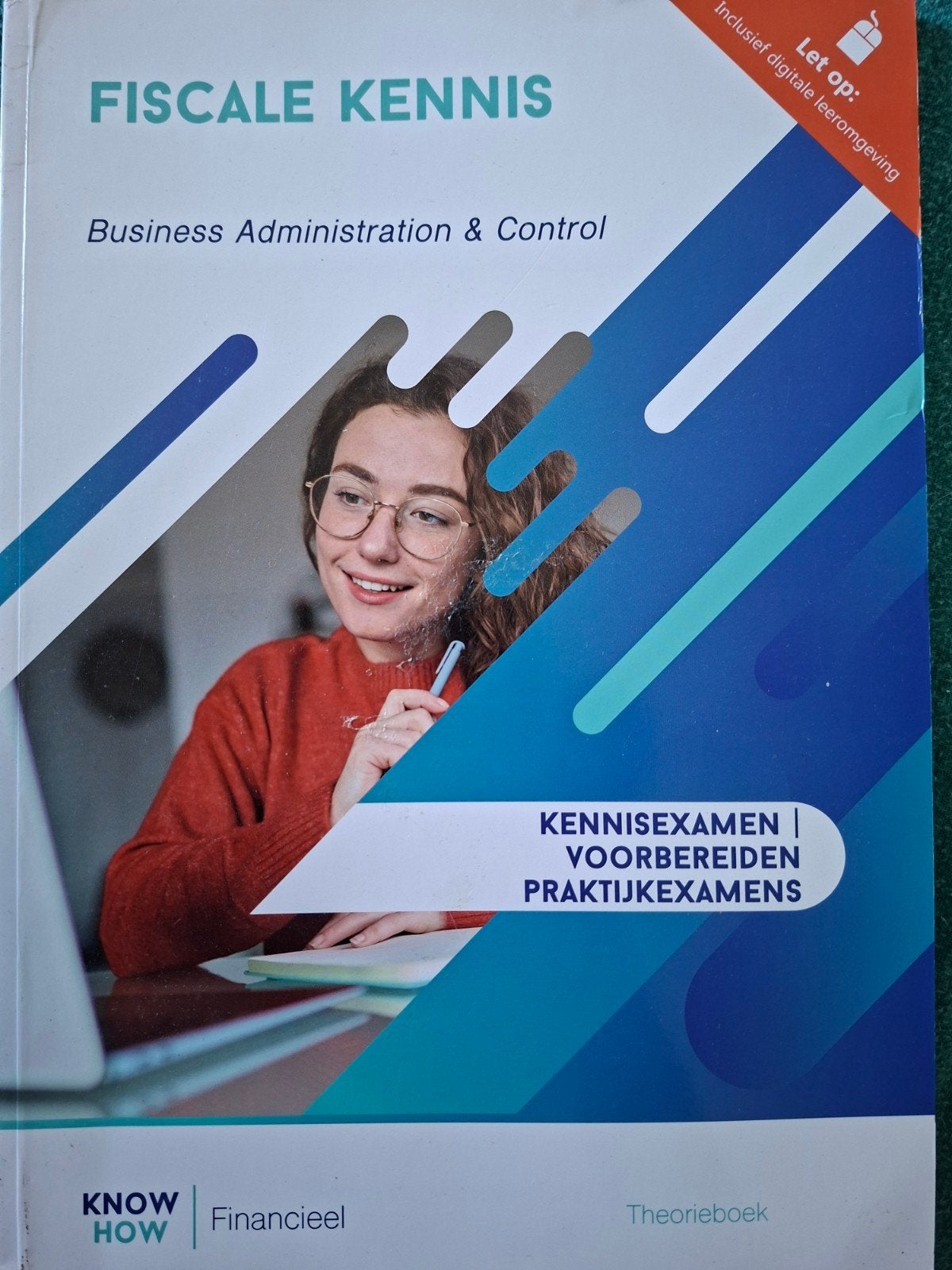 MBO Fiscale Kennis - Business Administration & Control, Ophalen of Verzenden, Bedrijfseconomie of M&O, Overige niveaus, Onbekend