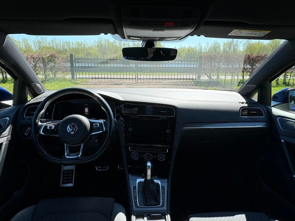 Foto 13 van Volkswagen Golf Variant R-line 7-DSG (Inruil mogelijk)
