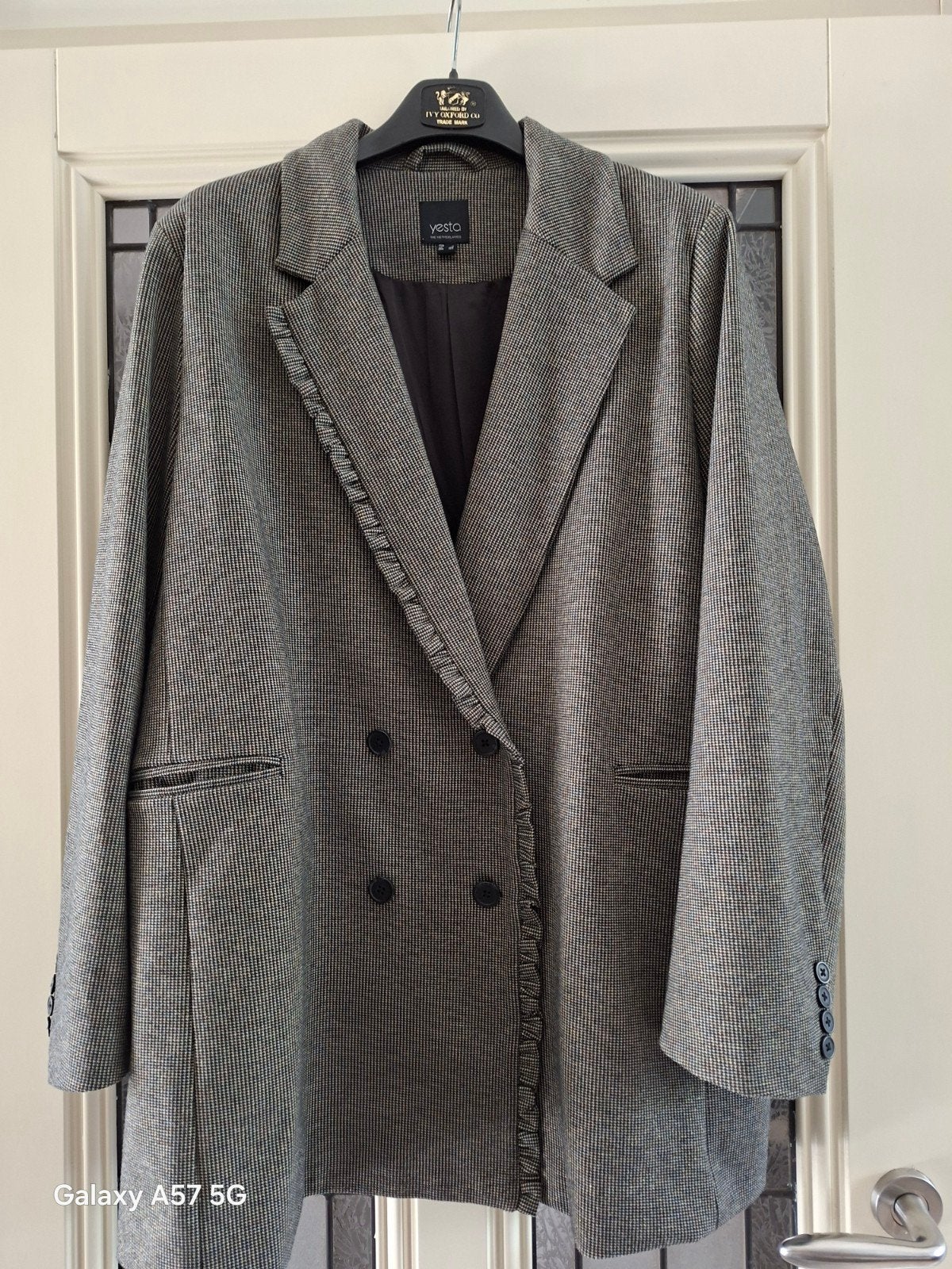 NIEUW!YESTA MT 2(48/50) COLBERT JASJE LUXE, Kleding | Dames, Verzenden, Zwart, Nieuw, Jasje of Colbert