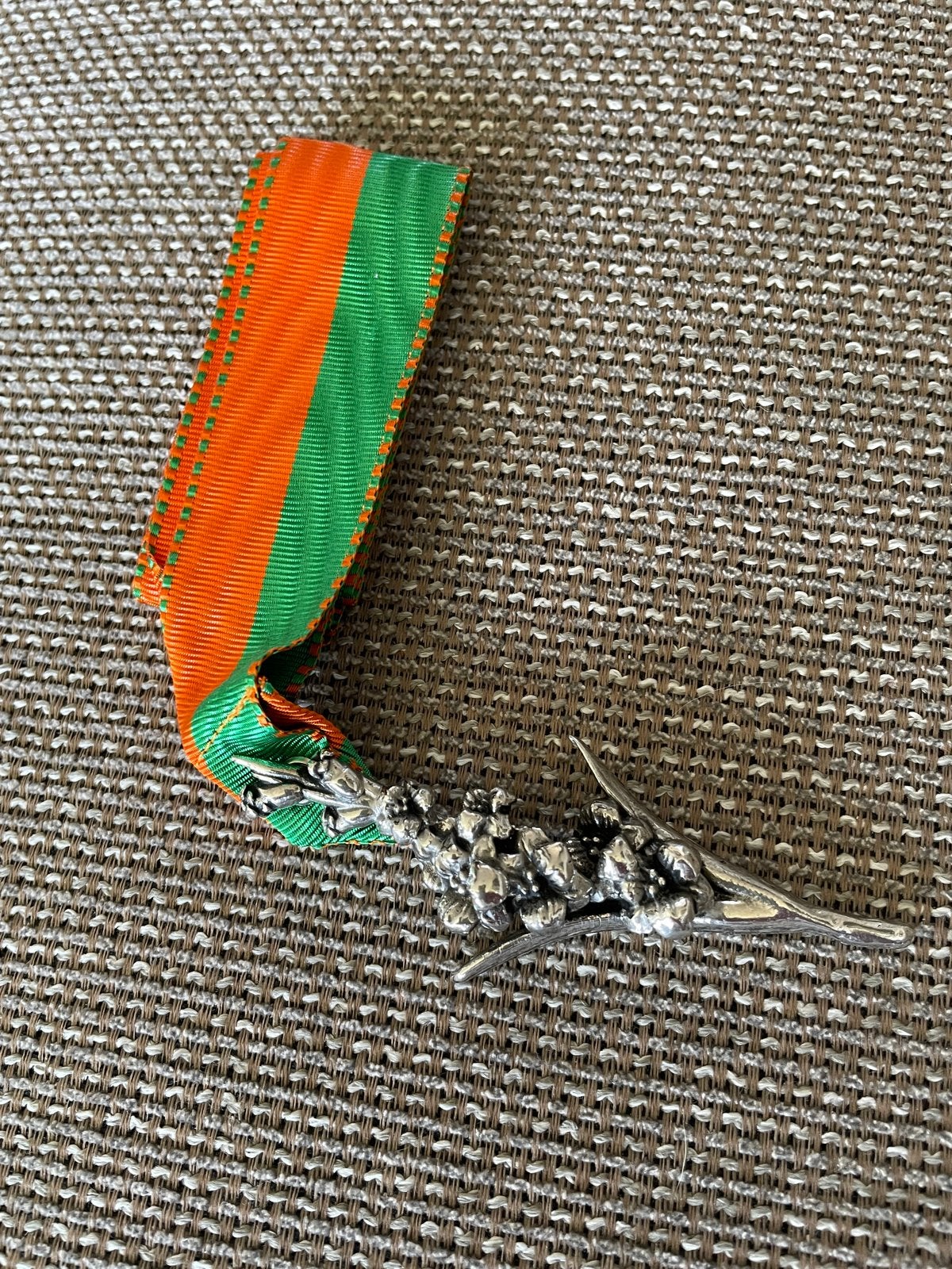 4-Daagse Souvenir: Miniatuur Schoen met Lint, Ophalen, Zo goed als nieuw
