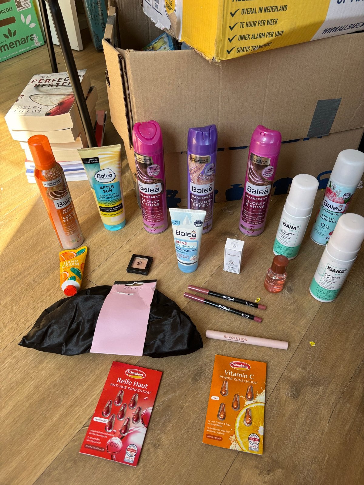 Groot Beauty Pakket - Balea, Isana, Revolution & meer, Ophalen of Verzenden, Gebruikt, Bad & Douche
