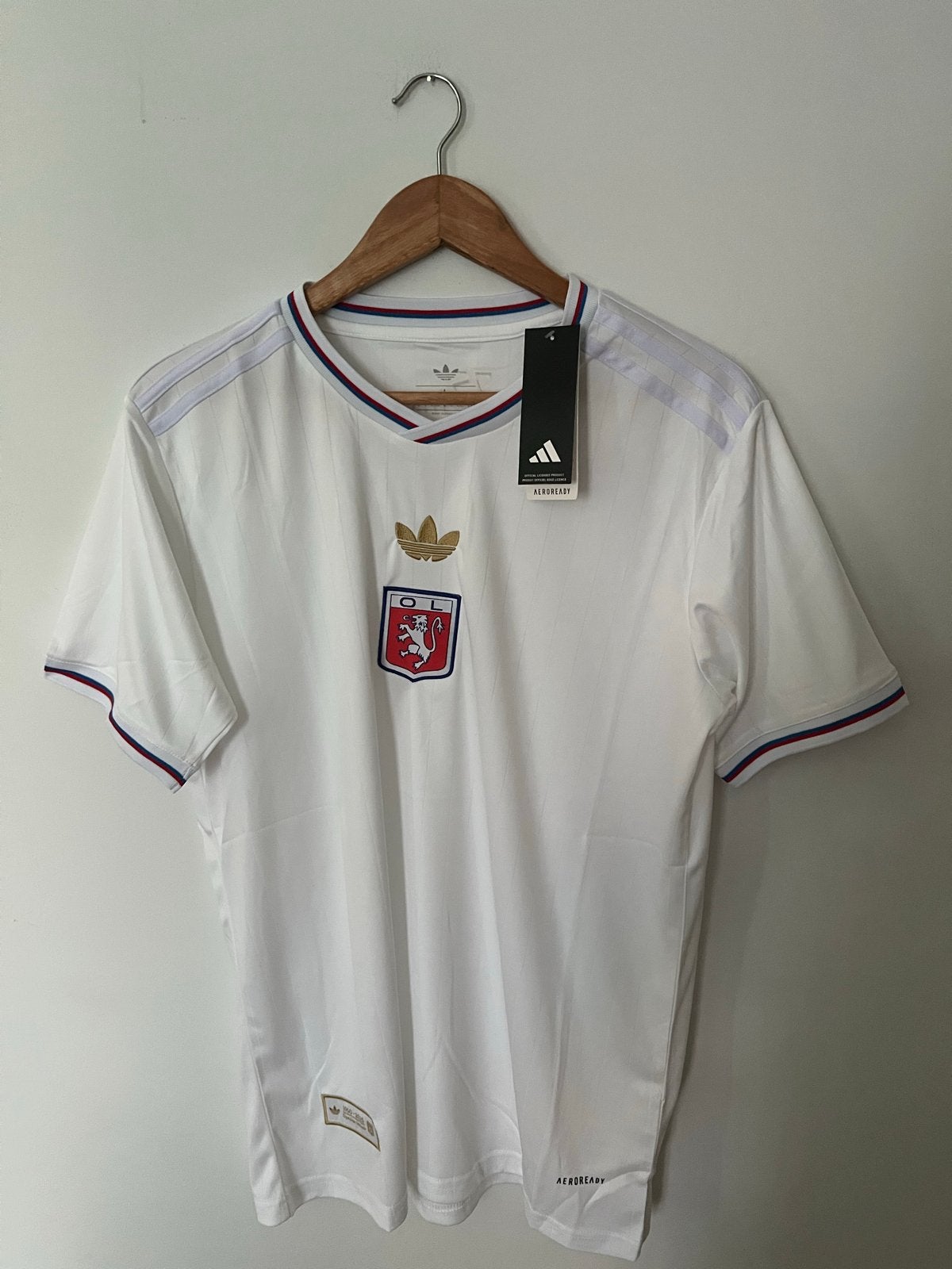 Lyon voetbalshirt maat L - Nieuw met kaartjes, Maat 52/54 (L), Wit, Nieuw, Ophalen of Verzenden