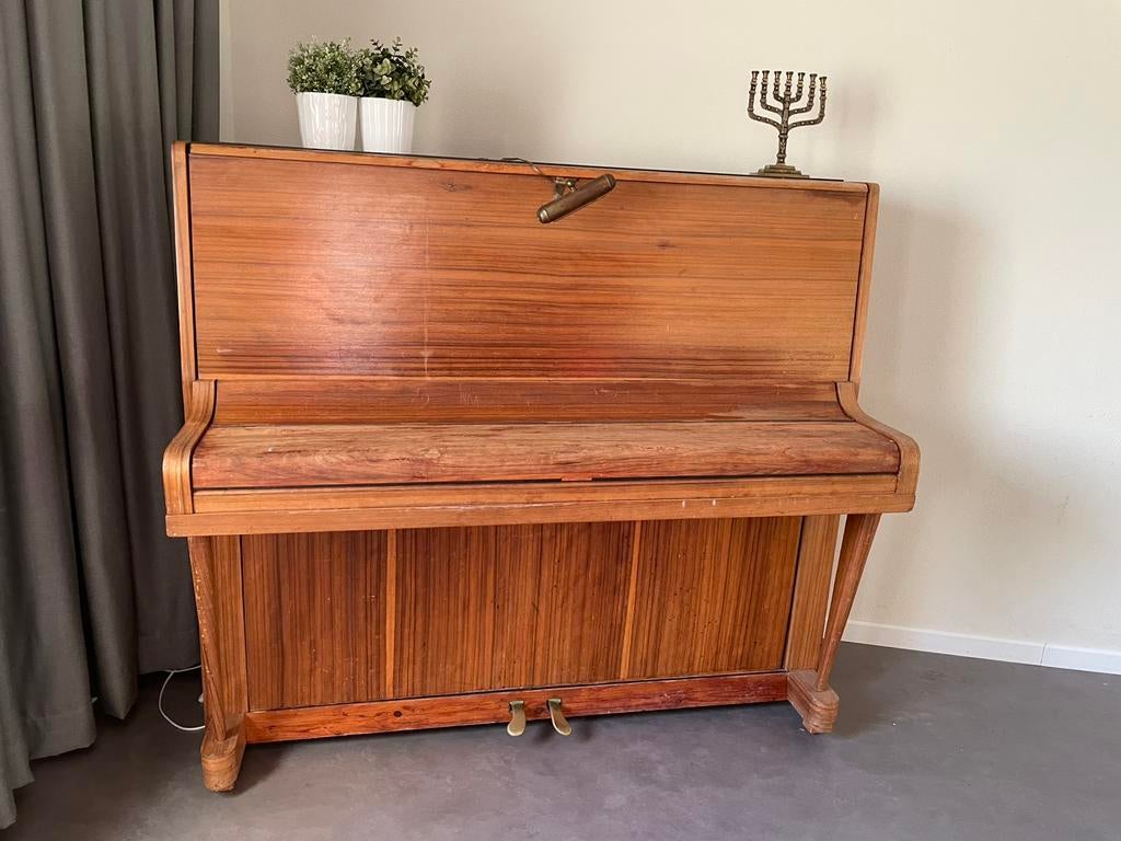 Piano - ontstemd - gratis - creatief om te bouwen, Ophalen, Gebruikt, Bruin, Piano