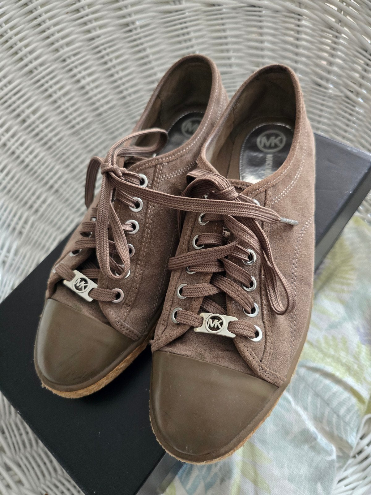 Michael Kors suède sneakers maat 41, Michael Kors, Bruin, Ophalen of Verzenden, Sneakers of Gympen