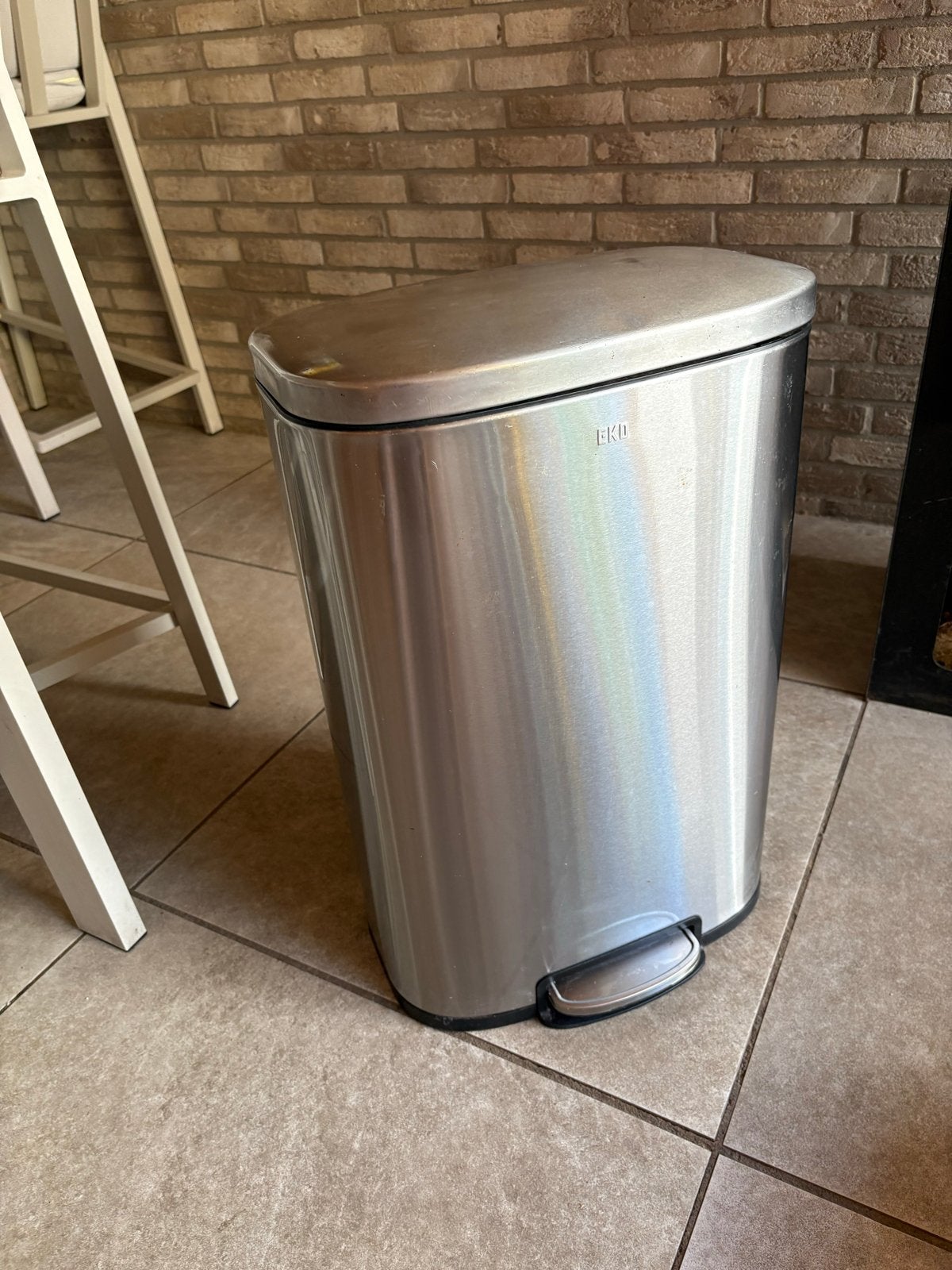Eko Pedaalemmer RVS Afvalbak 60 Liter, Ophalen, Gebruikt, Met pedaal, 40 liter of meer