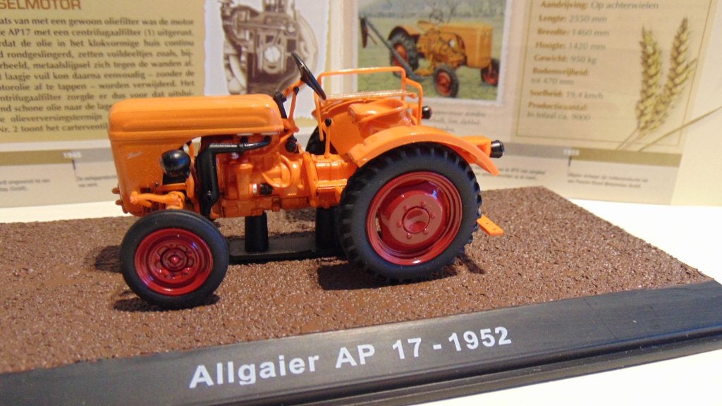 MODEL tRACTOR Allgaier AP 17-1952 _ 1/32, Ophalen of Verzenden, Zo goed als nieuw, Tractor of Landbouw, Overige merken