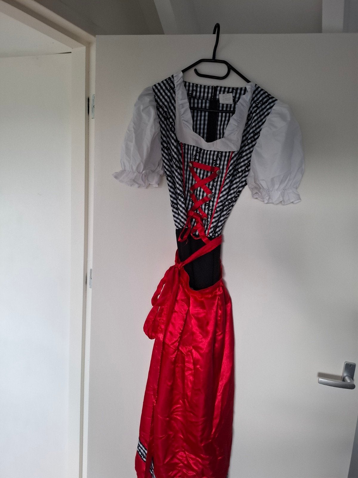 Dirndl jurk met losse schort, maat 44, Ophalen of Verzenden, Maat 42/44 (L), Meerkleurig, Overige typen