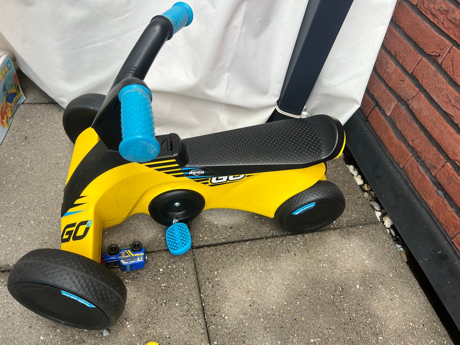 BERG GO² Loopfiets en Loopauto - Geel/Zwart, Ophalen, Gebruikt, Loopfiets