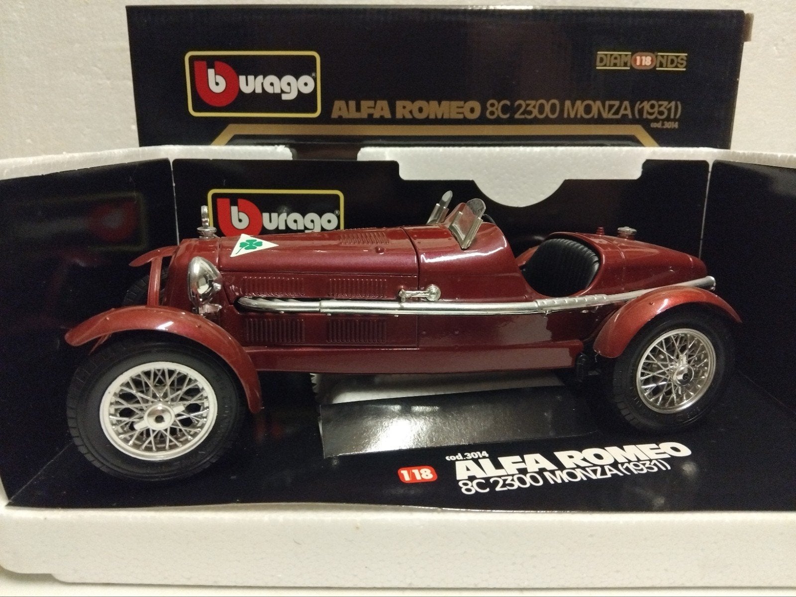 Alfa Romeo 8C Monza darkred Ferrari Bburago metal 1:18 KRD, Hobby en Vrije tijd, Ophalen of Verzenden, Zo goed als nieuw, Auto