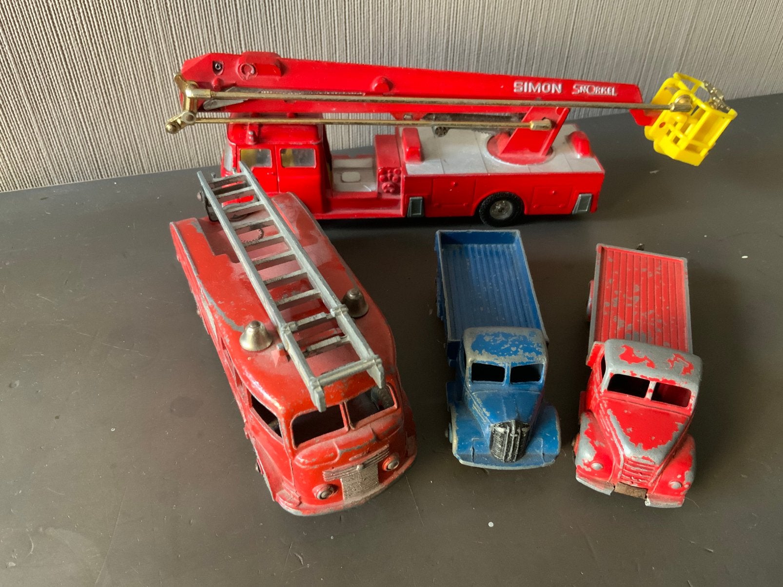 Uit de oude doos voor onderdelen/reparatie, Ophalen