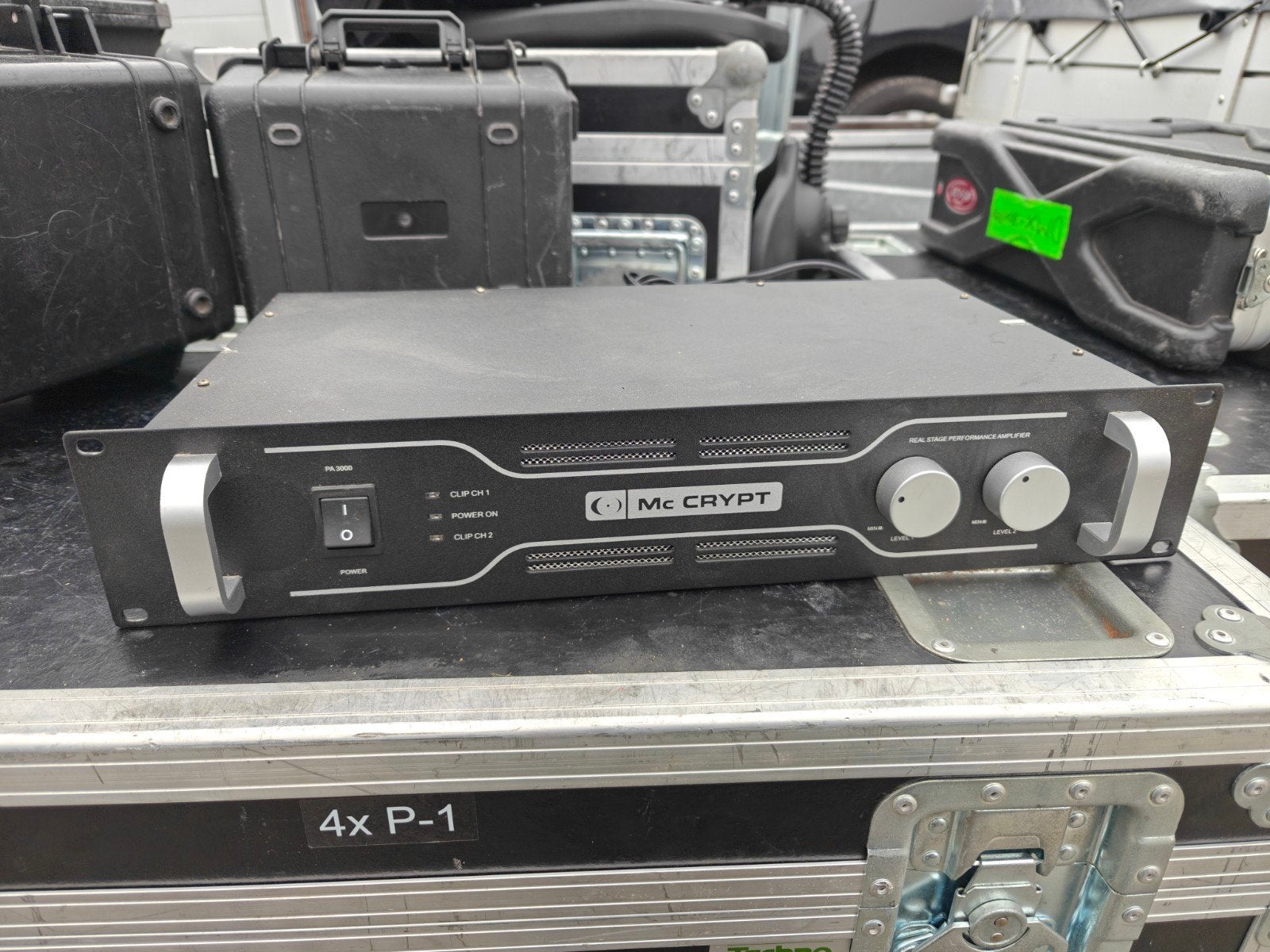 Mc Crypt PA-3000 Versterker - 2-kanaals, Ophalen of Verzenden, Gebruikt, Stereo, Overige merken