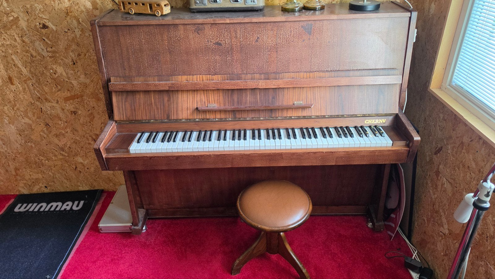 Gebruikte Cherny Piano - Bruin, Muziek en Instrumenten, Piano's, Ophalen, Gebruikt, Bruin, Piano