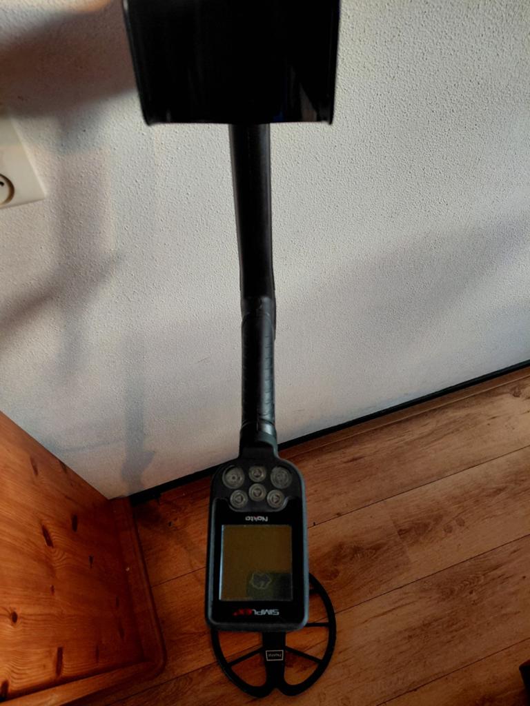 Nokta Simplex+ metaaldetector (zonder batterijen/Bluetooth), Hobby en Vrije tijd, Metaaldetectors, Gebruikt, Meer dan 30 cm, Instelbare gevoeligheid