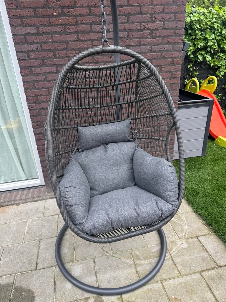 Hangstoel ei egg, Ophalen, Zo goed als nieuw, Wicker