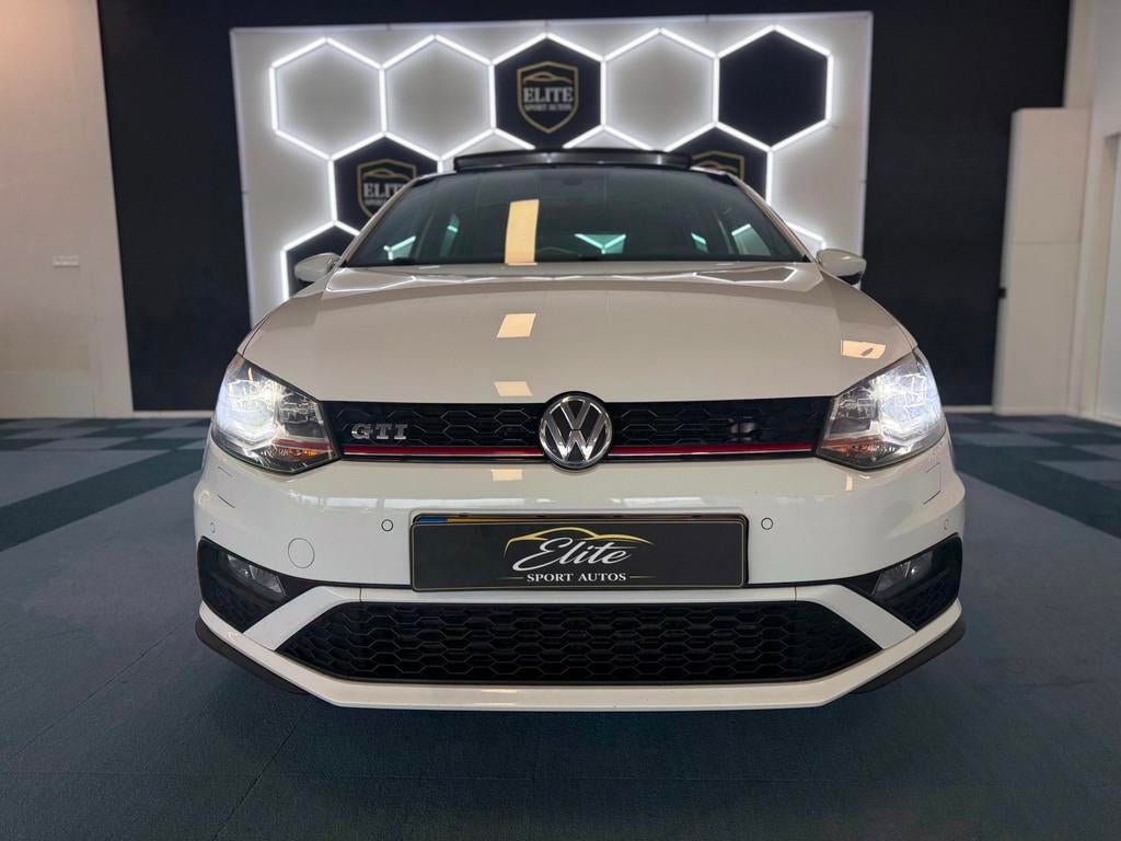 Volkswagen POLO 1.8 GTI I Pano I Camera I Stoelverwarming, Auto's, Volkswagen, Voorwielaandrijving, Gebruikt, Wit, Bedrijf
