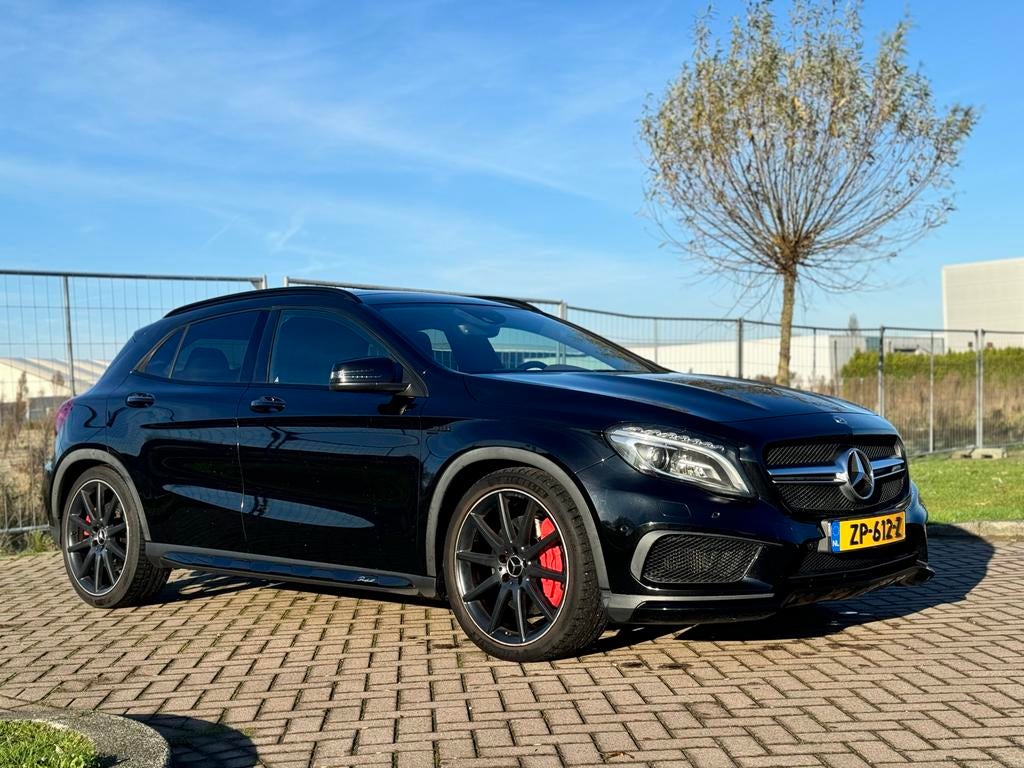 GLA 45 AMG 2015, Auto's, Mercedes-Benz, 4 cilinders, 360 pk, Zwart, 1485 kg