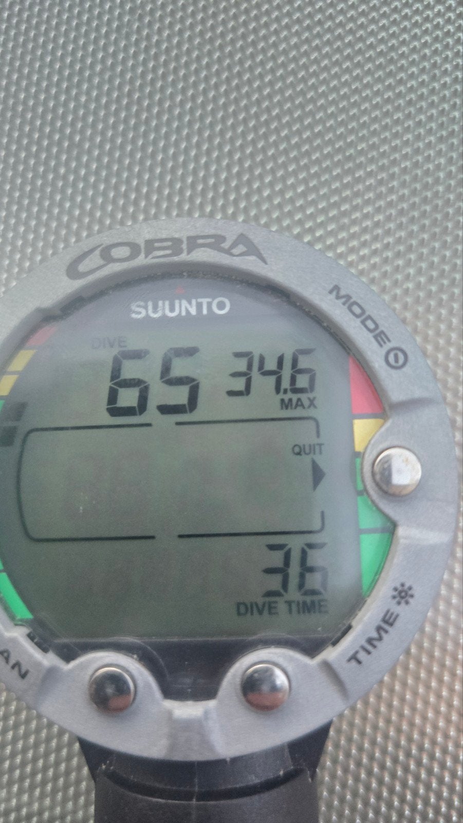 Suunto Cobra duikcomputer met quick release koppeling, Watersport en Boten, Ophalen of Verzenden, Gebruikt, Duikcomputer