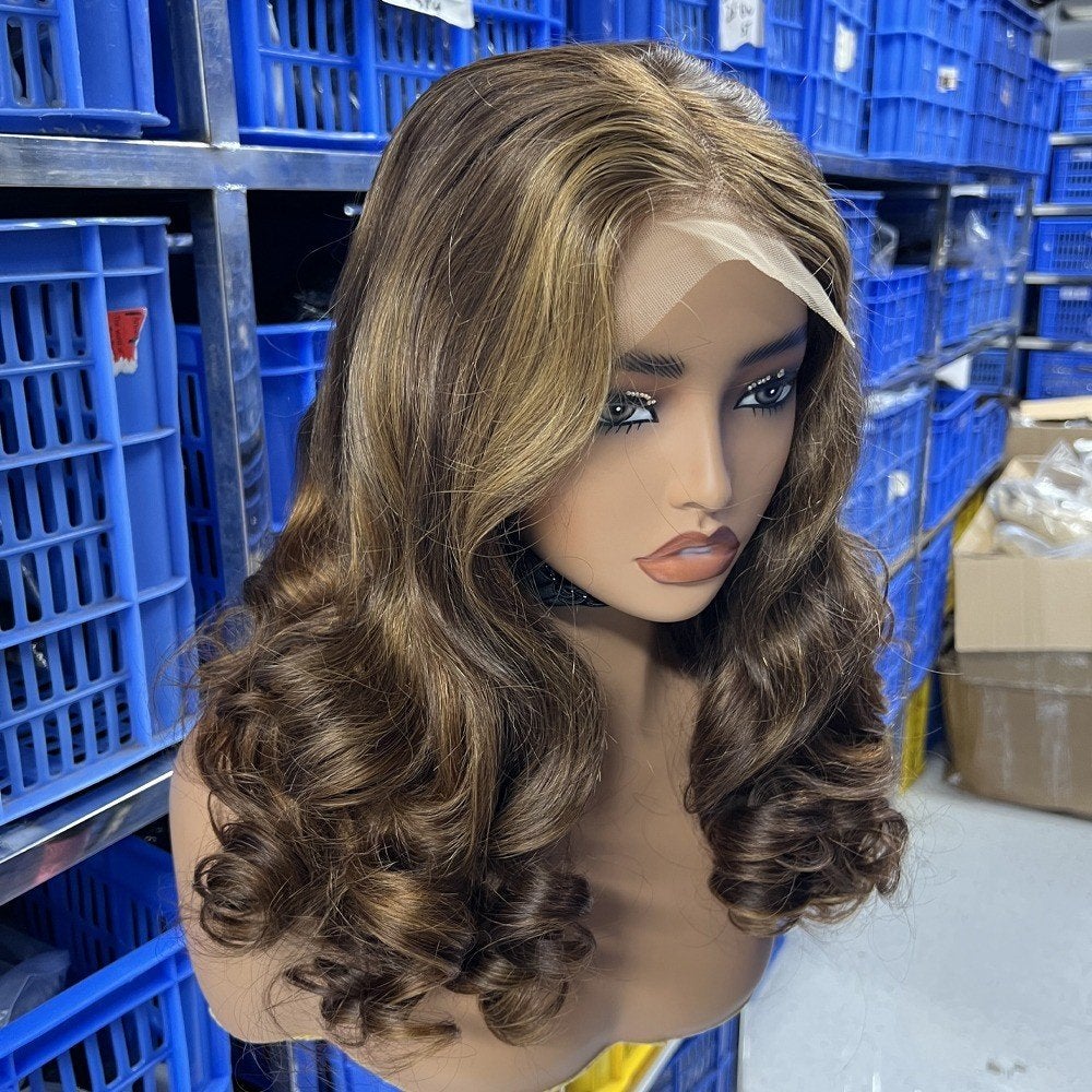 Luxe bouncy wig / pruik 22 inch 100% menselijke haar, Sieraden, Tassen en Uiterlijk, Uiterlijk | Haarverzorging, Ophalen of Verzenden