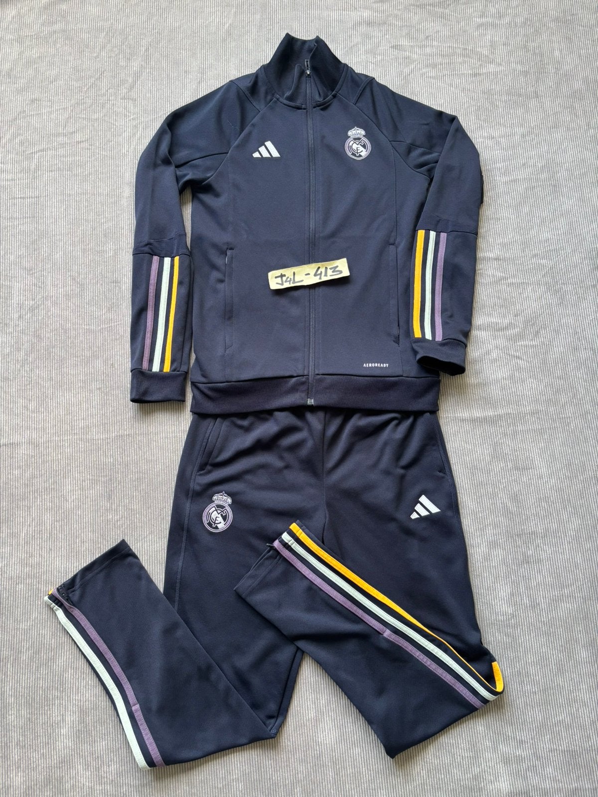 Real madrid trainingspak compleet, adidas fly emirates 152, Maat XS of kleiner, Verzenden, Zo goed als nieuw, Shirt