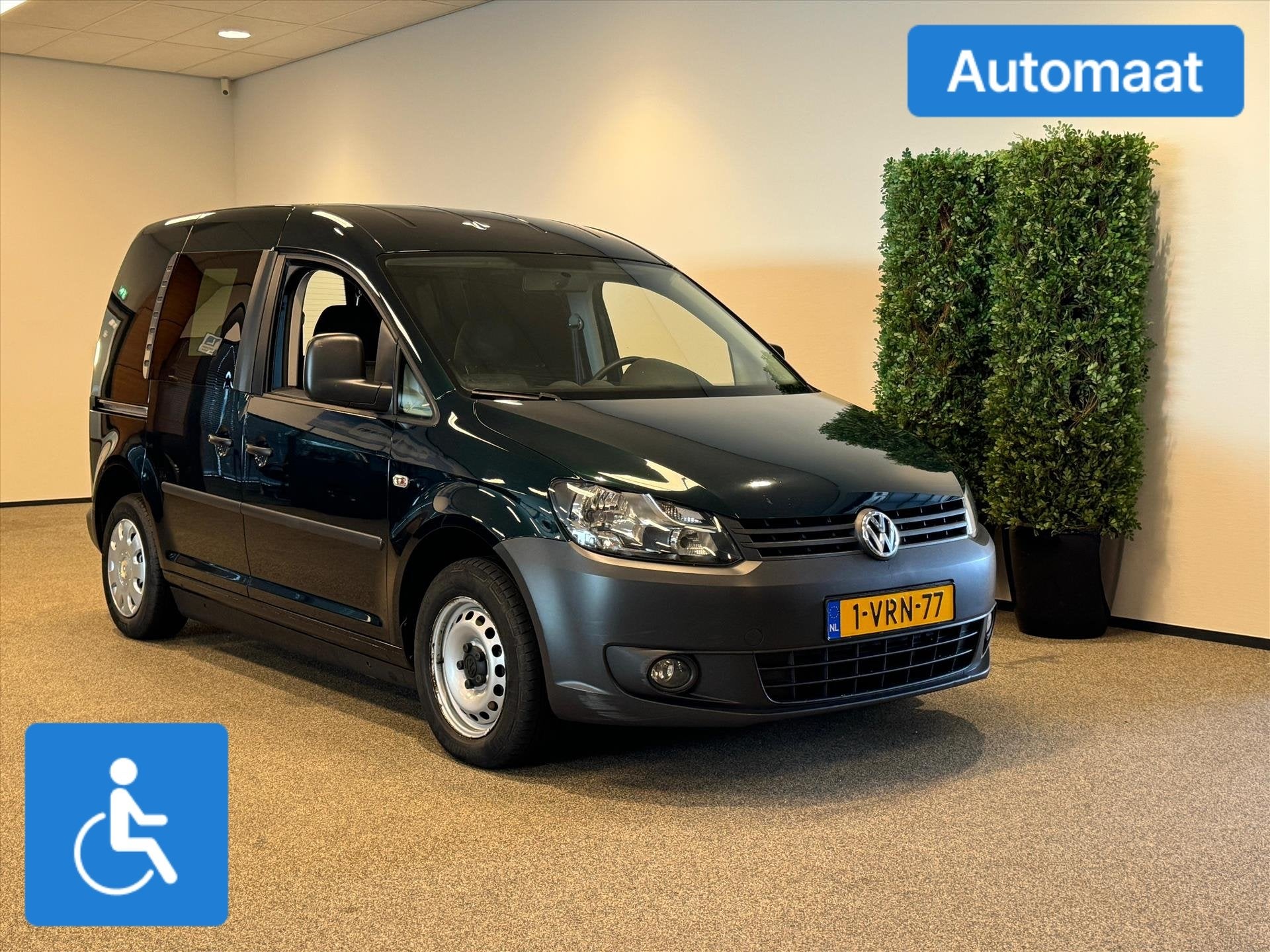 Volkswagen Caddy Rolstoelauto 1+1 Automaat Zelfrijder - rols, Auto's, Automaat, Gebruikt, Zwart, 4 cilinders