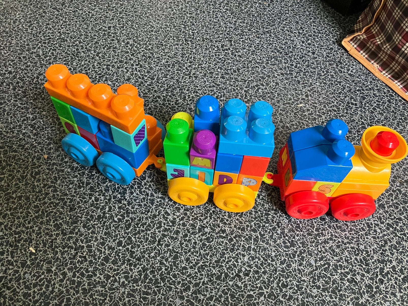 Super leuke Alfabet trein van Megabloks koopje, Ophalen of Verzenden, Zo goed als nieuw