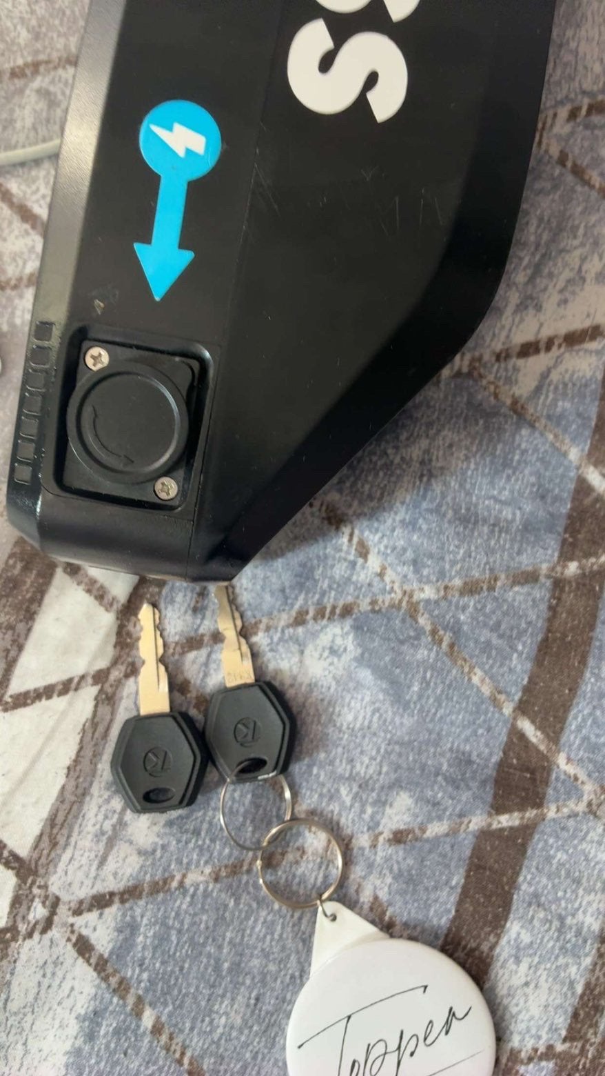Accu te koop met lader voor v20 oplader en accu met toolbox, Auto diversen, Ophalen of Verzenden, Zo goed als nieuw