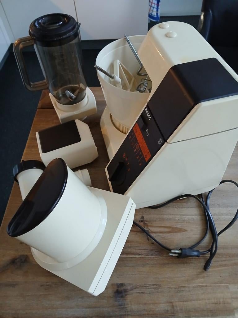 Keukenmachine teab, Ophalen