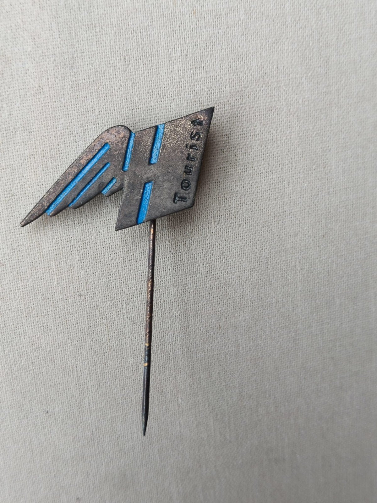 Vintage Heinkel Tourist reliëf speldje, Ophalen of Verzenden, Gebruikt, Overige onderwerpen, Speldje of Pin