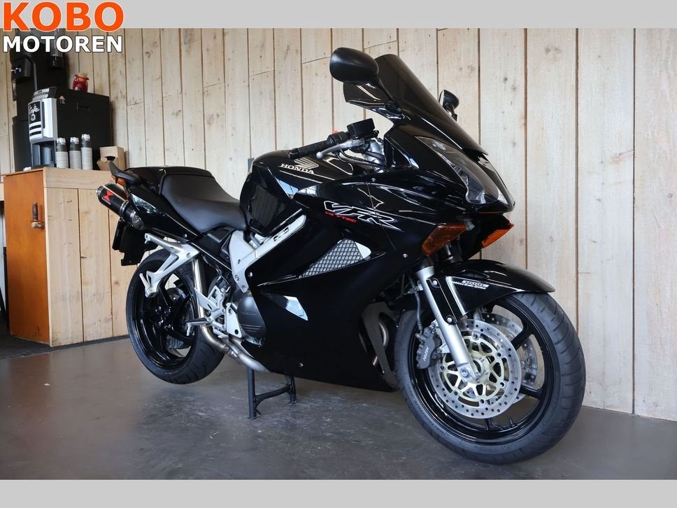 Honda VFR 800 VTEC (bj 2004), Motoren, 782 cc, HONDA, 4 cilinders, Motorrijbewijs A