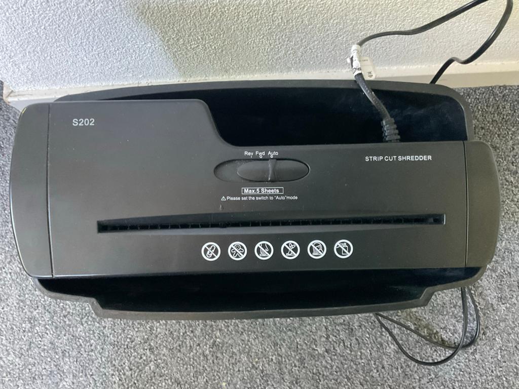 Papierversnipperaar S202 - Strip Cut Shredder, Ophalen of Verzenden, Gebruikt