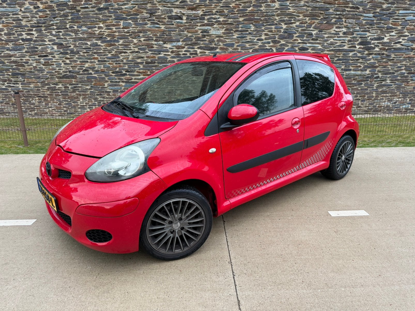 Toyota Aygo 1.0 S-Edition, Voorwielaandrijving, 4 stoelen, 68 pk, Handgeschakeld