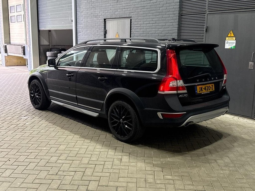 Volvo XC70 2.0 D4 FWD Summum | ACC | Schuif-/kanteldak | Sto, Auto's, Volvo, Euro 6, XC70, Zwart, Diesel