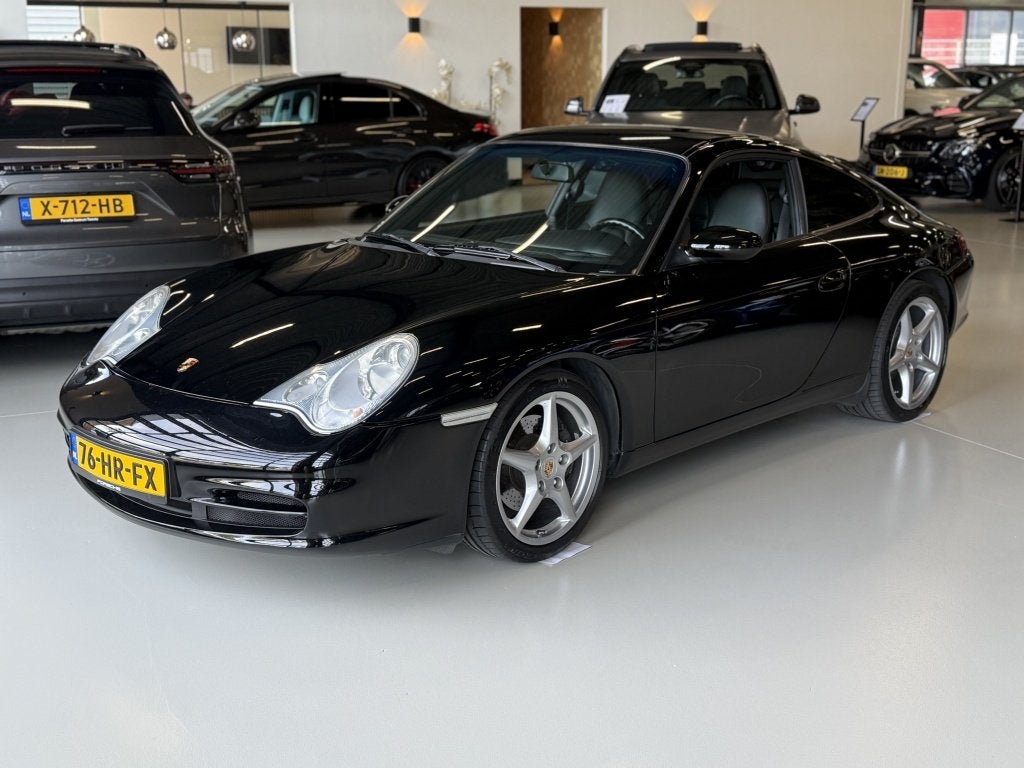 Porsche 911 3.6 320PK Coupé Carrera 996.2 *NAP* (bj 2001), Auto's, Automaat, Dealer onderhouden, Gebruikt, Zwart