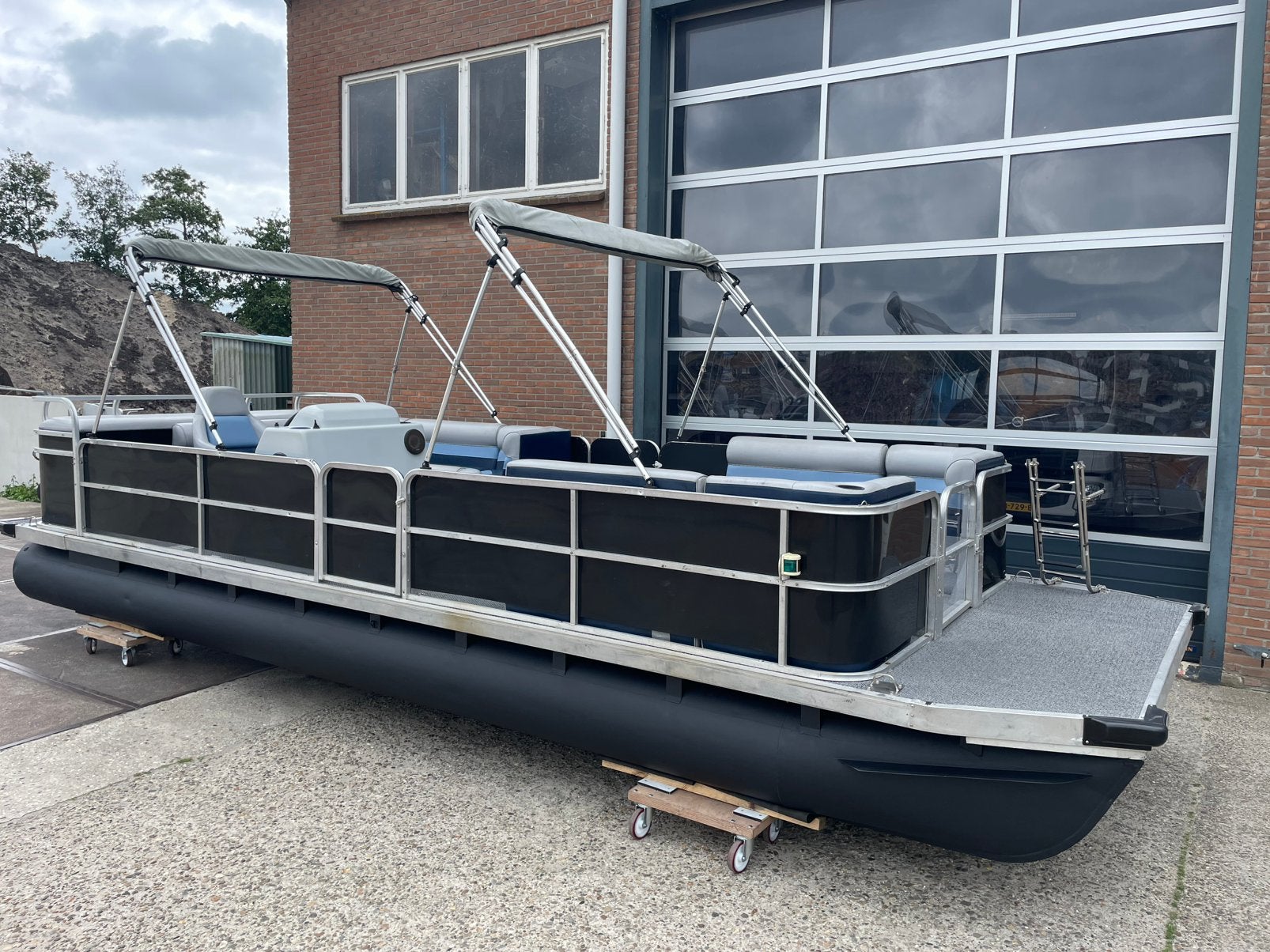 Sunchaser Pontonboot met 30pk 4-takt Mercury., Watersport en Boten, Motorboten en Motorjachten, Overige merken, Buitenboordmotor