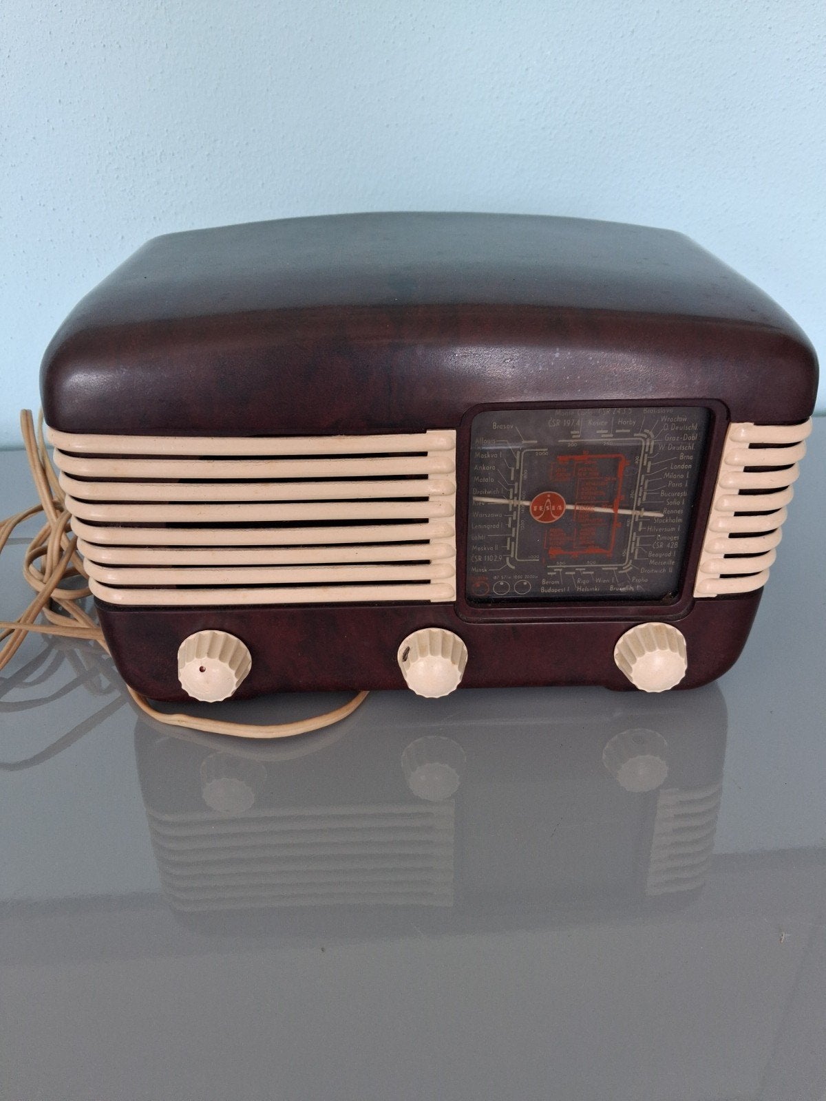 Te koop: bakeliet radio., Ophalen of Verzenden