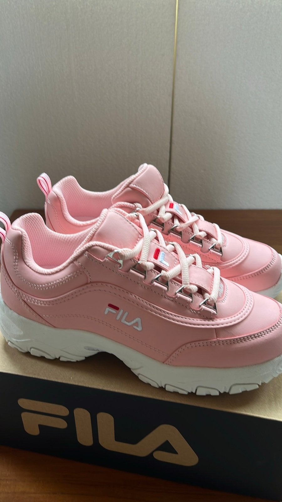 Fila Strada sneakers maat 38 - Nieuw in doos, Ophalen of Verzenden, Nieuw, Roze, Sneakers of Gympen