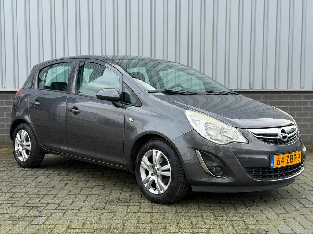 Opel Corsa 1.4-16V Cosmo|Airco|CruiseCtrl|5 Deurs|, Voorwielaandrijving, Euro 5, Gebruikt, 1398 cc