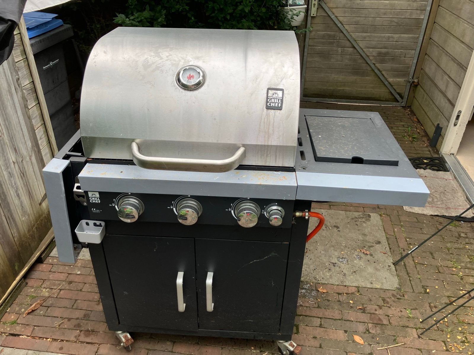 Grill Chef gasbarbecue met 3 branders en zijbrander, Tuin en Terras, Ophalen, Gebruikt